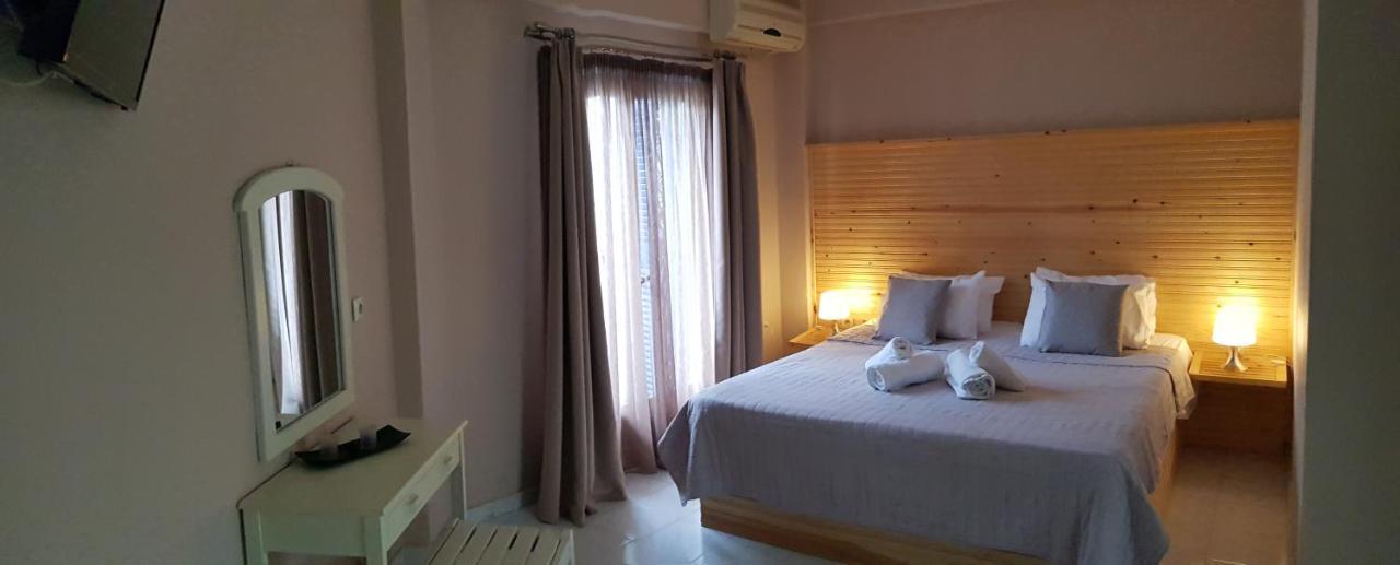 Anemos Hotel Polychrono Luaran gambar