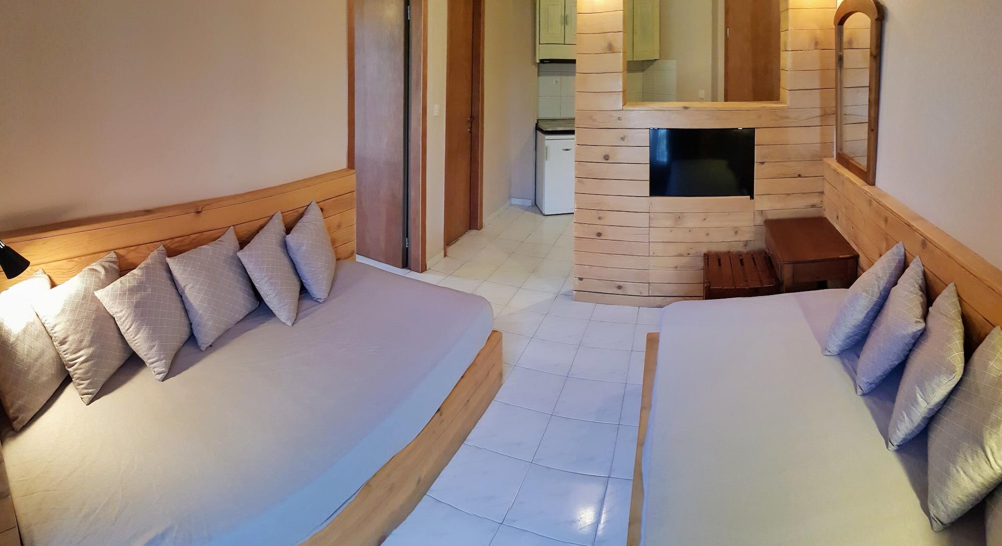 Anemos Hotel Polychrono Luaran gambar