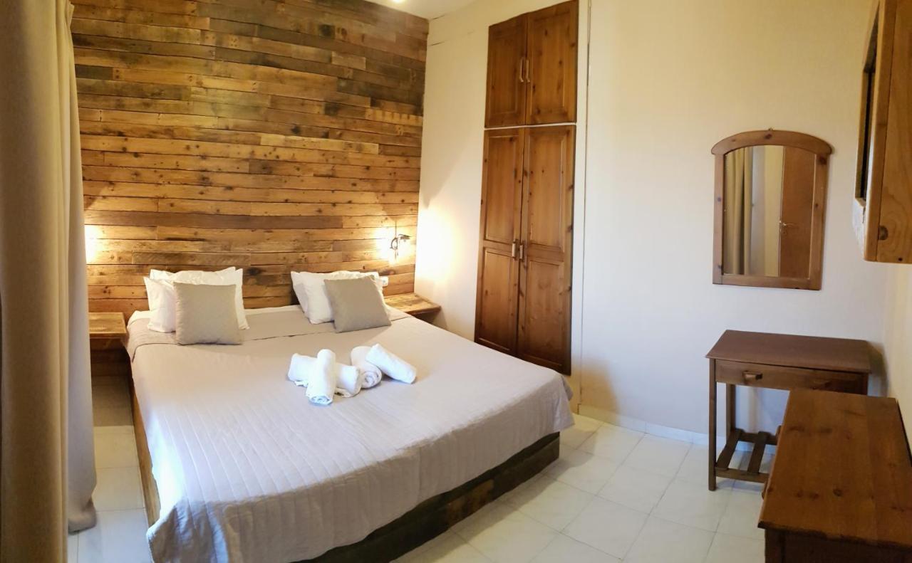 Anemos Hotel Polychrono Luaran gambar