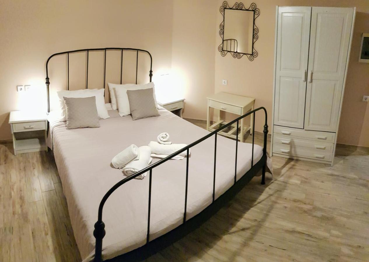 Anemos Hotel Polychrono Luaran gambar